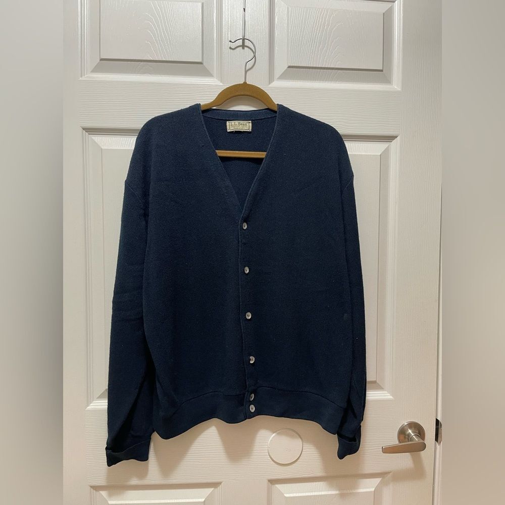 LL Bean Mens Sweater Size XL Blue Long Sleeve Made in USA Vintage